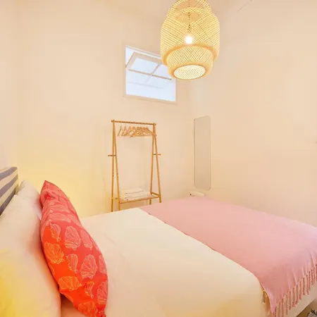 & Surf With Patio, By Timecooler 코스타 다 카파리카