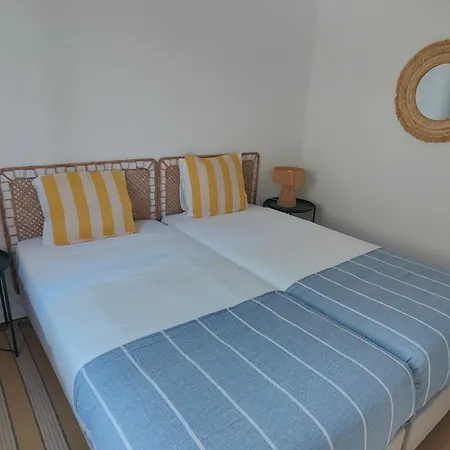 Appartement & Surf With Patio, By Timecooler Costa da Caparica