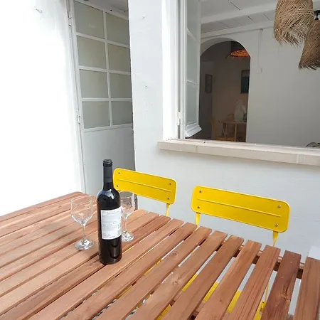 Appartement & Surf With Patio, By Timecooler Costa da Caparica