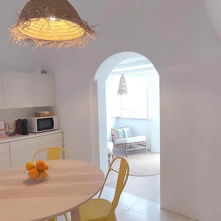 & Surf With Patio, By Timecooler Appartement