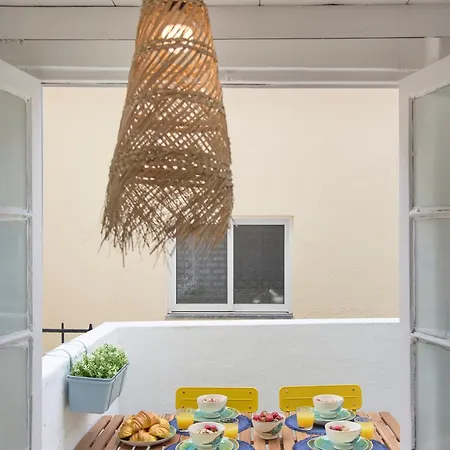 & Surf With Patio, By Timecooler Apartment *