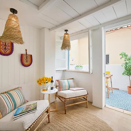 & Surf With Patio, By Timecooler Apartment Costa da Caparica