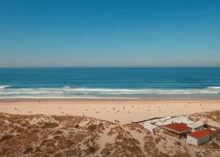 & Surf With Patio, By Timecooler Costa de Caparica